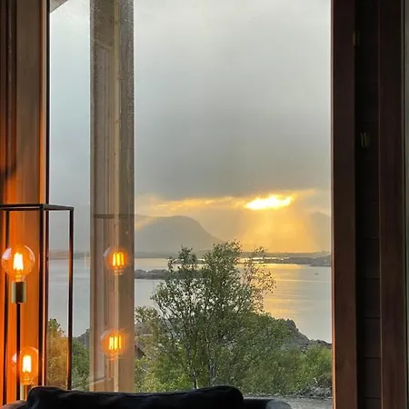 Lofotenholidays, Luxury With Panoramic View Villa